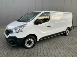 Weiß Gebraucht 2018 Renault Trafic Komfort Van | 16.065 € (Fairer Preis)