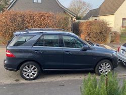 Grau Gebraucht 2012 Mercedes ML350 SUV | 18.490 € (Guter Preis)