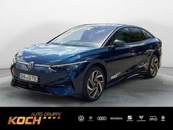 Aquamarinblau metallic/schwarz Gebraucht 2024 VW ID.7 Pro Kleinwagen | 49.890 € (Teuer)