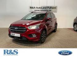 Rot Gebraucht 2017 Ford Kuga ST-Line SUV | 14.899 € (Fairer Preis)