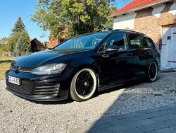 Schwarz Gebraucht 2016 VW Golf VII GTD Kombi | 18.500 €