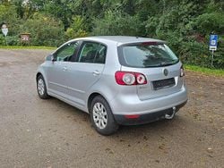 Grau Gebraucht 2005 VW Golf V Trendline Limousine | 1.300 € (Superpreis)