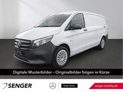 Weiß Gebraucht 2024 Mercedes Vito Van / Kleinbus | 35.046 € (Fairer Preis)
