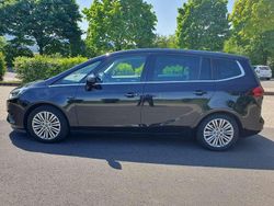 Schwarz Gebraucht 2017 Opel Zafira Business Van / Kleinbus | 10.999 € (Guter Preis)