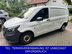Weiß Gebraucht 2020 Mercedes Vito Van / Kleinbus | 14.489 €