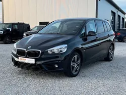 Schwarz Gebraucht 2016 BMW 220 Gran Tourer Sport Line Van / Kleinbus | 12.499 € (Fairer Preis)