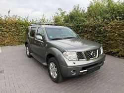 Grün Gebraucht 2006 Nissan Pathfinder Platinum SUV | 16.900 €