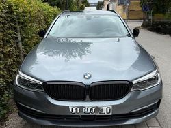 Grau Gebraucht 2017 BMW 520 Performance Kombi | 20.900 € (Fairer Preis)