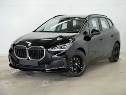 Black saphir Gebraucht 2024 BMW 218 Van / Kleinbus | 27.890 € (Guter Preis)
