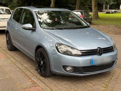 Blau Gebraucht 2010 VW Golf VI Limousine | 4.300 € (Teuer)
