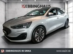 Silber Neu 2024 Ford Focus Titanium X SUV | 35.600 € (Teuer)
