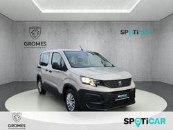 Grau Gebraucht 2021 Peugeot Rifter Active Van / Kleinbus | 16.990 € (Guter Preis)