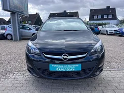 Schwarz Gebraucht 2016 Opel Astra Edition Kombi | 5.999 € (Guter Preis)
