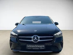 Gebraucht 2020 Mercedes B200 Van / Kleinbus | 26.980 € (Etwas zu teuer)