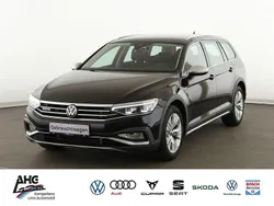 Deep black perleffekt Gebraucht 2021 VW Passat Alltrack Kombi | 29.988 € (Guter Preis)