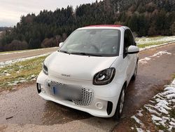 Weiß Gebraucht 2020 Smart ForTwo Coupé Cabrio | 10.600 € (Etwas zu teuer)