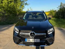 Schwarz Gebraucht 2023 Mercedes GLB220 Style SUV | 40.000 €