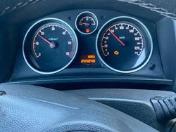 Schwarz Gebraucht 2010 Opel Zafira Edition Van / Kleinbus | 2.199 € (Guter Preis)