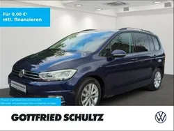 Blau Gebraucht 2017 VW Touran Comfortline Van / Kleinbus | 19.980 € (Fairer Preis)