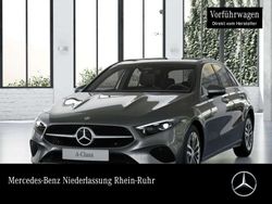 Mountain grau Gebraucht 2025 Mercedes A200 Progressive Limousine | 33.990 € (Teuer)