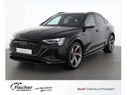 Schwarz (mythosschwarz metallic) Gebraucht 2024 Audi SQ8 Sportback e-tron Ambiente SUV | 90.500 € (Teuer)