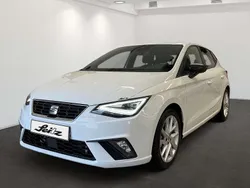 Weiß Gebraucht 2024 Seat Ibiza FR Limousine | 18.999 € (Guter Preis)