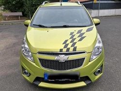 Grün Gebraucht 2011 Chevrolet Spark Kleinwagen | 1.900 € (Fairer Preis)