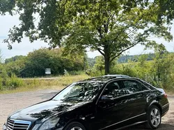 Schwarz Gebraucht 2009 Mercedes E350 Limousine | 9.400 € (Etwas zu teuer)