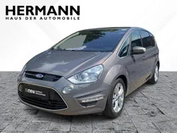 Braun Gebraucht 2013 Ford S-MAX Titanium Van / Kleinbus | 10.908 €