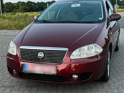 Rot Gebraucht 2006 Fiat Croma Kombi | 2.299 €
