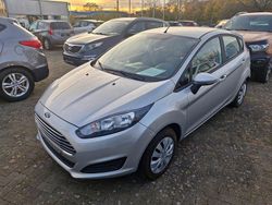 Silber Gebraucht 2014 Ford Fiesta Trend Limousine | 5.550 €