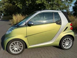 Grün Gebraucht 2011 Smart ForTwo Cabrio Cabrio | 4.100 € (Guter Preis)