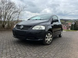Schwarz Gebraucht 2008 VW Fox Kleinwagen | 1.650 € (Fairer Preis)