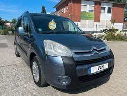 Grau Gebraucht 2011 Citroën Berlingo Van / Kleinbus | 6.990 € (Fairer Preis)