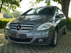 Grau Gebraucht 2008 Mercedes B170 Van / Kleinbus | 4.490 € (Guter Preis)