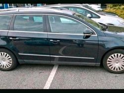 Schwarz Gebraucht 2007 VW Passat Kombi | 1.900 € (Fairer Preis)