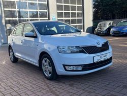 Weiß Gebraucht 2014 Skoda Rapid Ambition Kleinwagen | 9.990 € (Etwas zu teuer)