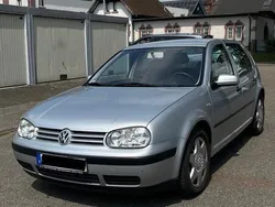 Silber Gebraucht 2001 VW Golf IV Kleinwagen | 2.400 € (Fairer Preis)