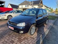 Blau Gebraucht 2008 Lada Kalina Kombi | 990 €