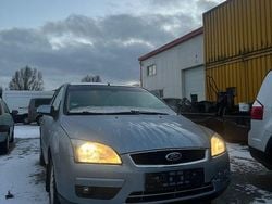 Blau Gebraucht 2007 Ford Focus Limousine | 2.300 € (Guter Preis)