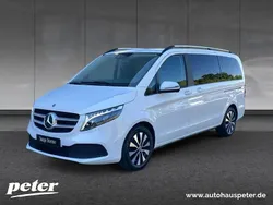 Bergkristallweiß metallic Gebraucht 2024 Mercedes V250 Edition Van / Kleinbus | 56.610 €