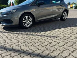 Grau Gebraucht 2021 Opel Astra Ultimate Limousine | 12.600 € (Superpreis)