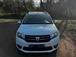 Weiß Gebraucht 2017 Dacia Logan Limousine | 8.499 € (Fairer Preis)