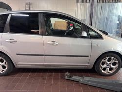 Grau Gebraucht 2008 Ford C-MAX Titanium Van / Kleinbus | 3.499 € (Etwas zu teuer)