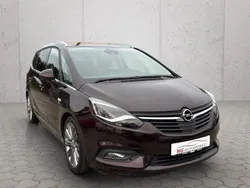 Braun Gebraucht 2017 Opel Zafira OPC Van / Kleinbus | 10.990 € (Fairer Preis)