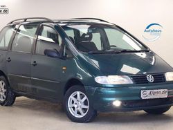 Grün Gebraucht 1996 VW Sharan Van / Kleinbus | 1.499 €