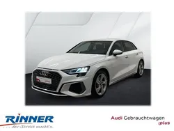 Weiß Gebraucht 2022 Audi A3 Sportback S-Line Limousine | 31.990 € (Guter Preis)
