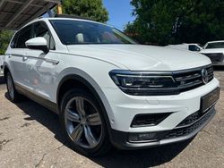 Weiß Gebraucht 2018 VW Tiguan Allspace R-line SUV | 22.999 € (Etwas zu teuer)