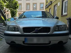 Silber Gebraucht 2000 Volvo S60 Limousine | 800 € (Guter Preis)