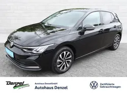 Deep black perleffekt Gebraucht 2023 VW Golf VIII Active Limousine | 24.390 € (Fairer Preis)